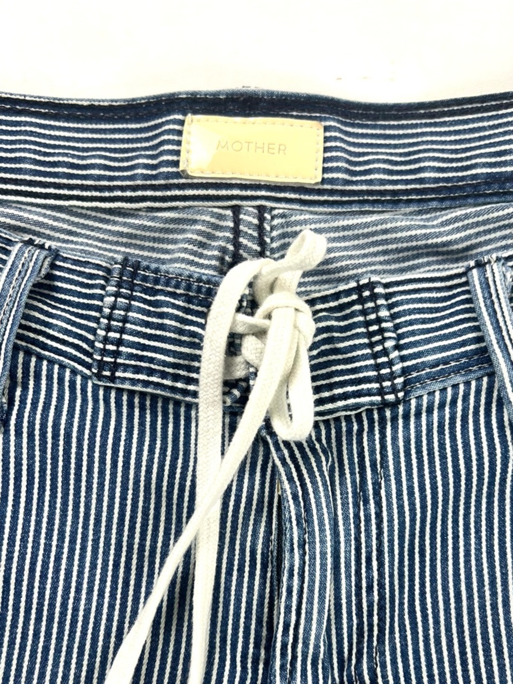 MOTHER Tie Me--Up Rascal Pinstripe Cropped Jeans - Picture 8 of 16